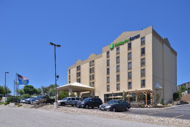 Comfort Inn & Suites West Dodge Omaha Exteriör bild